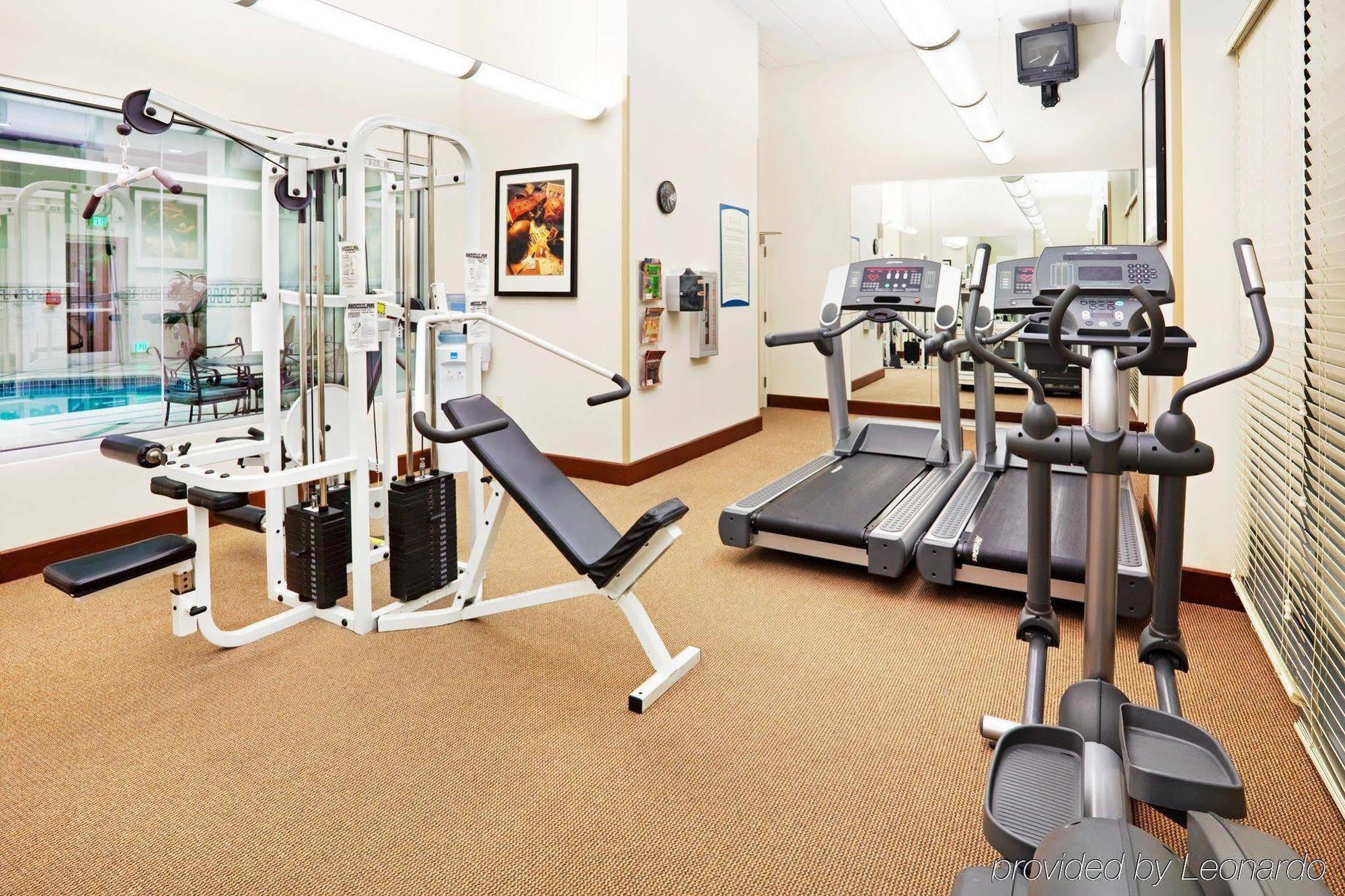 Staybridge Suites Chattanooga Downtown - Convention Center By Ihg Esterno foto